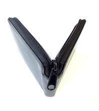 Load image into Gallery viewer, SEDONA® High Capacity Zip around Leather Wallet