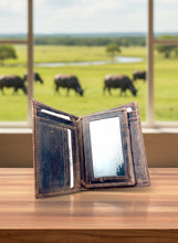 Load image into Gallery viewer, SEDONA® Bifold Wallet with middle flap