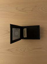 Load image into Gallery viewer, SEDONA® Minimalist Bifold Leather Wallet