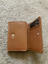 Load image into Gallery viewer, SEDONA® Women's Leather Trifold Wallet with Coin Pocket