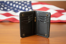 Load image into Gallery viewer, SEDONA® Vintage Black Leather Bifold Wallet – Slim Cowhide Cash & 6 Card Holder with Heavy-Duty Snap Closure