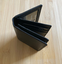 Load image into Gallery viewer, SEDONA® Business Card Case with gusset