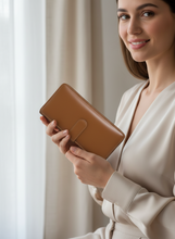 Load image into Gallery viewer, SEDONA® Women’s Modern Clutch Wallet