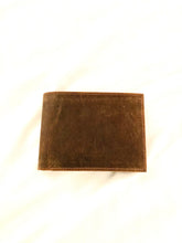 Load image into Gallery viewer, SEDONA® Vintage Leather Bifold Wallet with 2 flaps