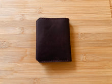 Load image into Gallery viewer, SEDONA® Classic Leather Wallet with Snap Closure