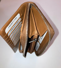 Load image into Gallery viewer, SEDONA® Women’s Modern Clutch Wallet