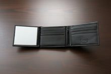 Load image into Gallery viewer, SEDONA® Bifold Wallet with Zipper in cash compartment