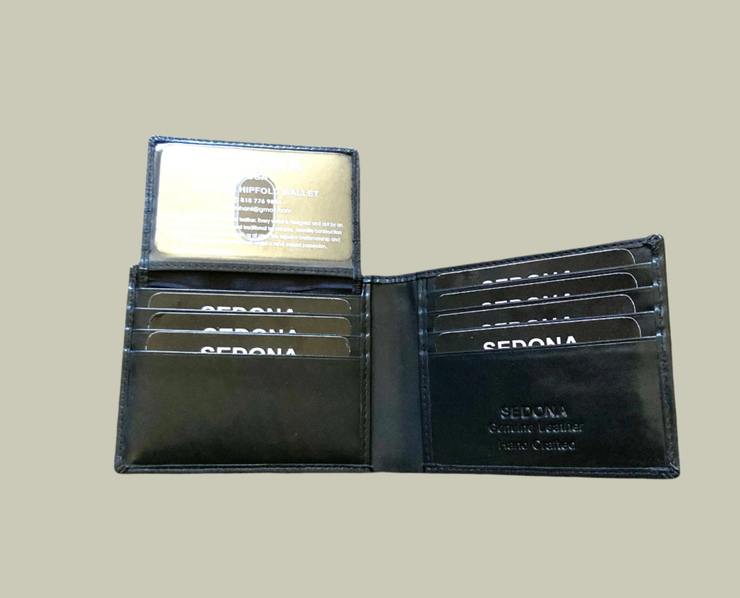 SEDONA® Cowhide Bifold Wallet with Pullout ID Holder