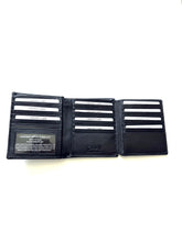 Load image into Gallery viewer, SEDONA® Hipster Trifold Wallet 3 windows
