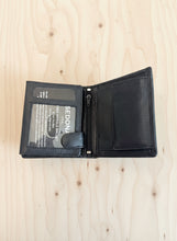 Load image into Gallery viewer, SEDONA® Bifold Wallet with Coin Pocket
