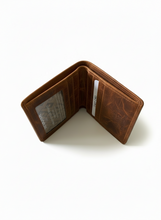 Load image into Gallery viewer, SEDONA®  Swift Draw Wallet
