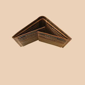 SEDONA® Buffalo Leather Fourfold Wallet