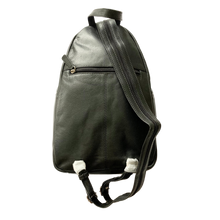 Load image into Gallery viewer, SEDONA Leather Backpack with Zippered Strap
