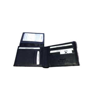 Bifold Wallet with Zipper in cash compartment