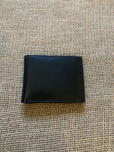 SEDONA® Minimalist Leather Bifold Wallet
